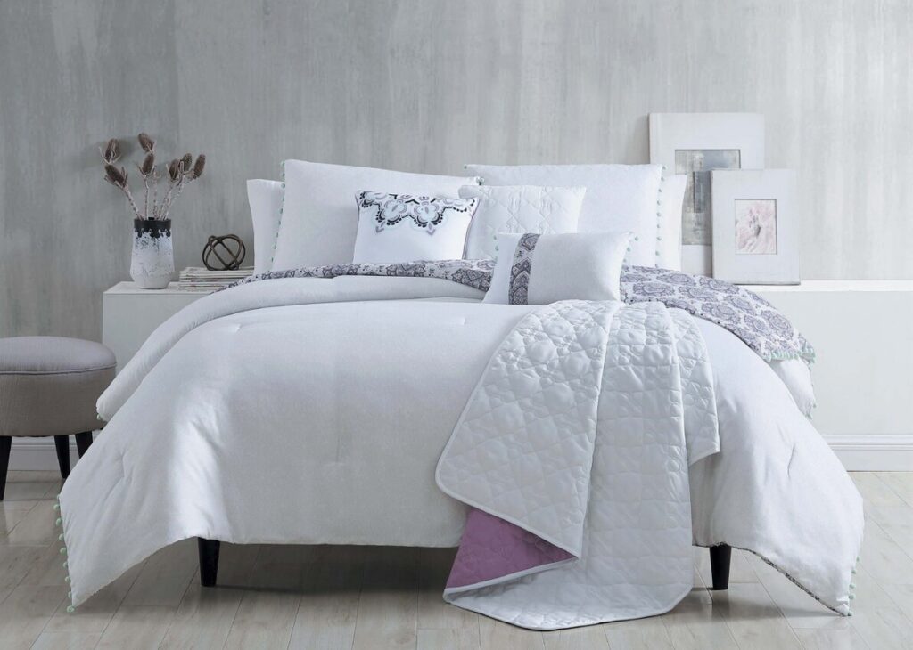Light Luxury Bedding 10-Piece Set