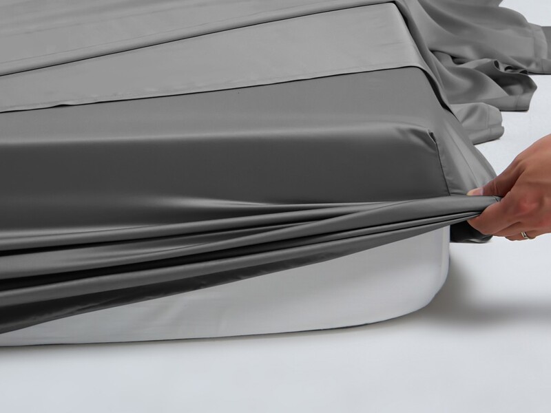 Fitted Sheet in Charcoal Grey